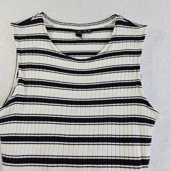 Volcom Mini Dress Womens M Black White Stone Stripe Open Back Stretch Summer - Picture 14 of 16